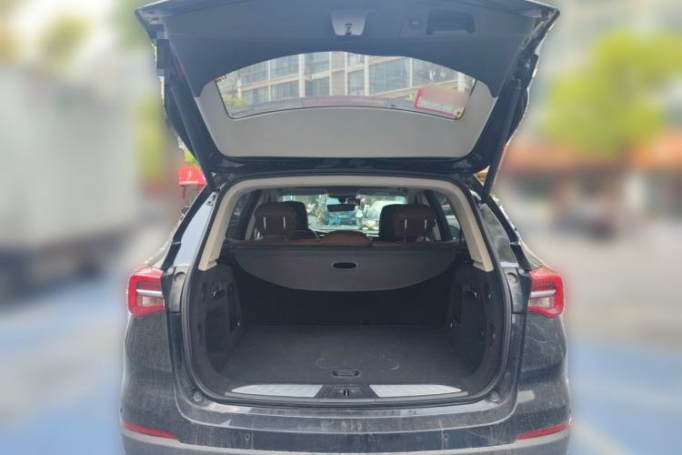 Used Buick Envision 2021 532T Two-Wheel-Drive Luxury Version Trunk