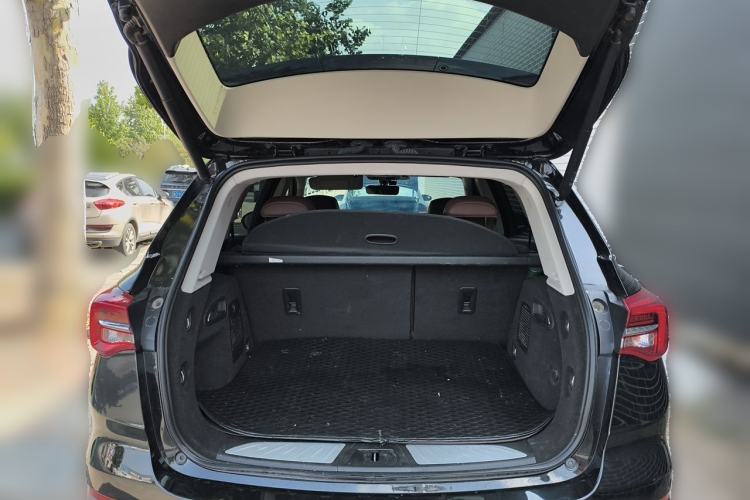 Used Buick Envision 2021 532T Two-Wheel-Drive Luxury Version Trunk