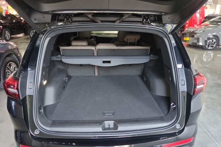 Used Buick Envision 2021 Encore Plus 652T Five-Seat Luxury Model Trunk