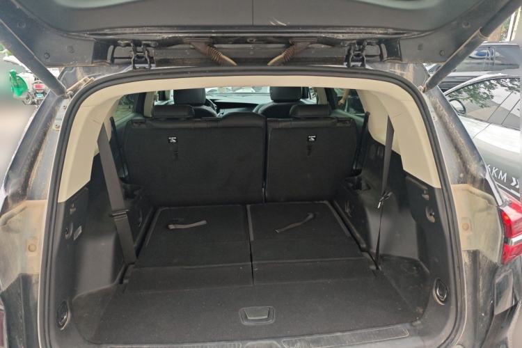 Used Buick Envision 2021 Encore Plus 652T 7-Seat Luxury Model Trunk