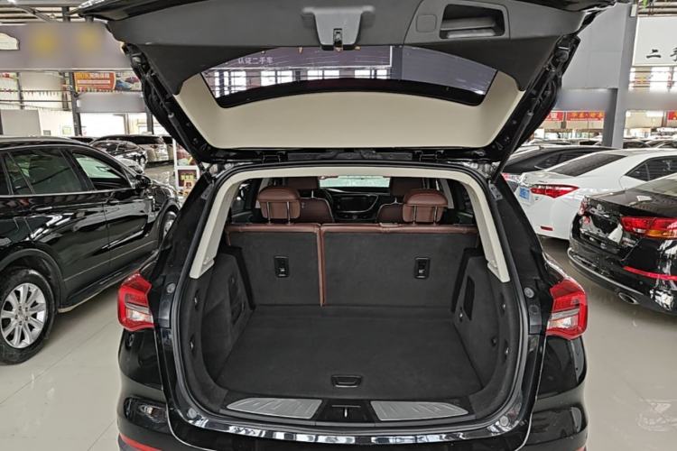 Used Buick Envision 2021 532T Two-Wheel-Drive Elite Version Trunk