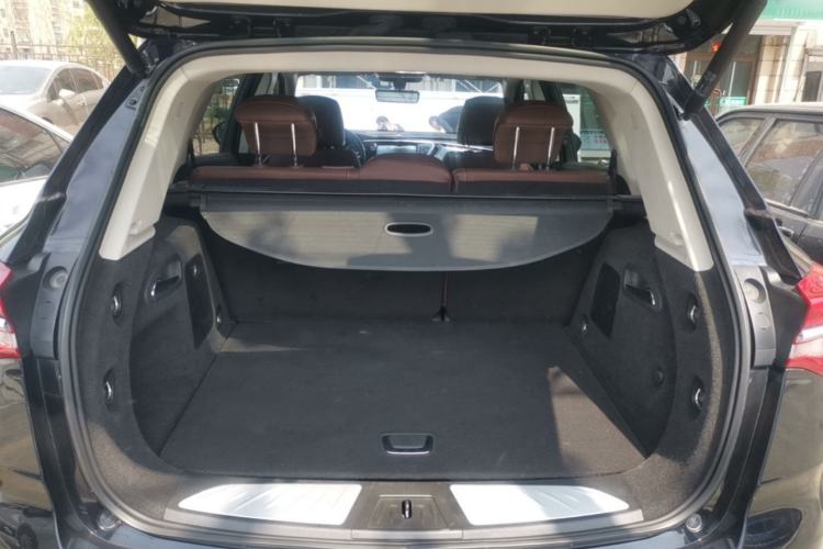 Used Buick Envision 2021 532T Two-Wheel-Drive Luxury Version Trunk