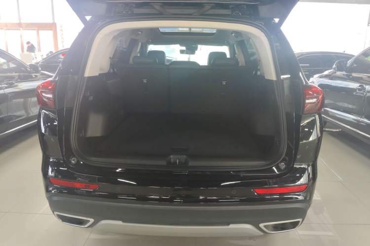 Used Buick Envision 2021 Encore Plus 652T Five-Seat Luxury Model Trunk
