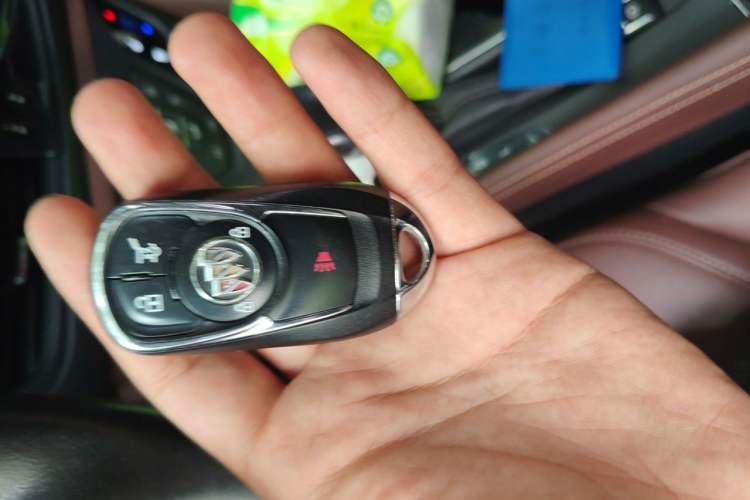 Used Buick Envision 2021 532T Two-Wheel-Drive Luxury Version Vehicle Key