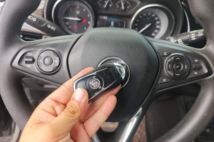 Used Buick Envision 2021 532T Two-Wheel-Drive Leading Version Vehicle Key