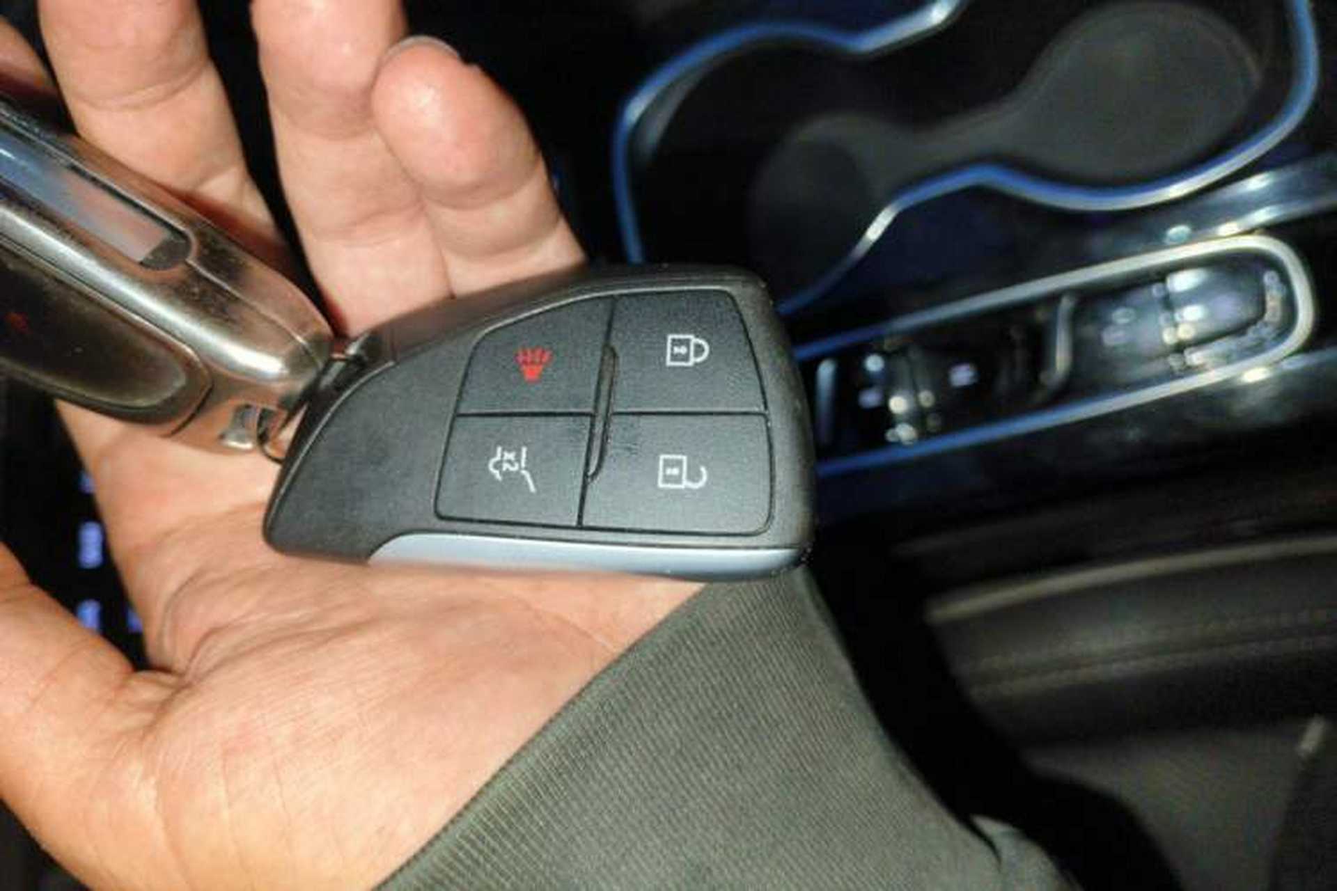 Used Buick Envision 2021 Encore Plus 652T Five-Seat Luxury Model Vehicle Key