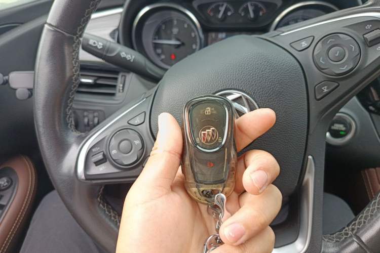 Used Buick Envision 2021 532T Two-Wheel-Drive Elite Version Vehicle Key