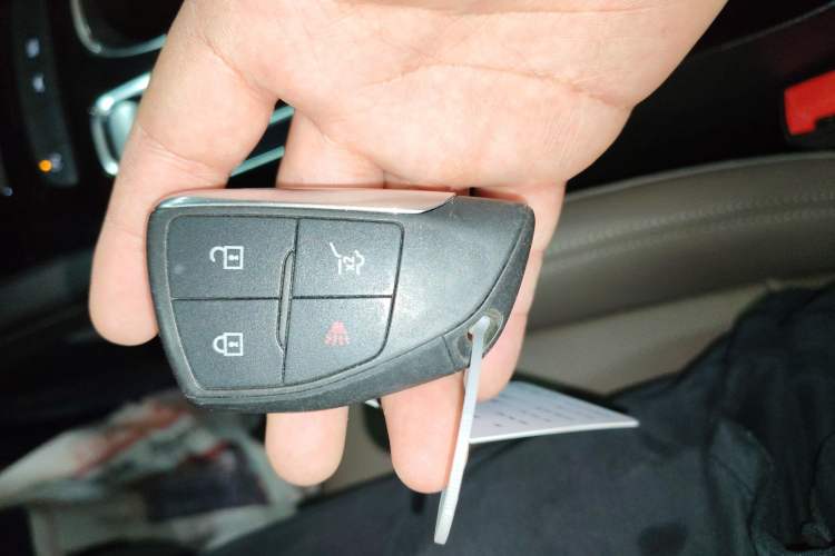 Used Buick Envision 2021 Encore Plus 652T Five-Seat Luxury Model Vehicle Key