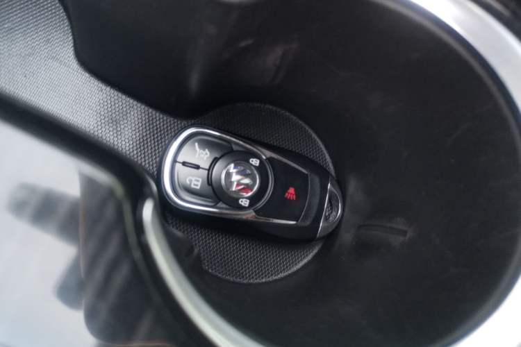 Used Buick Envision 2021 532T Two-Wheel-Drive Luxury Version Vehicle Key