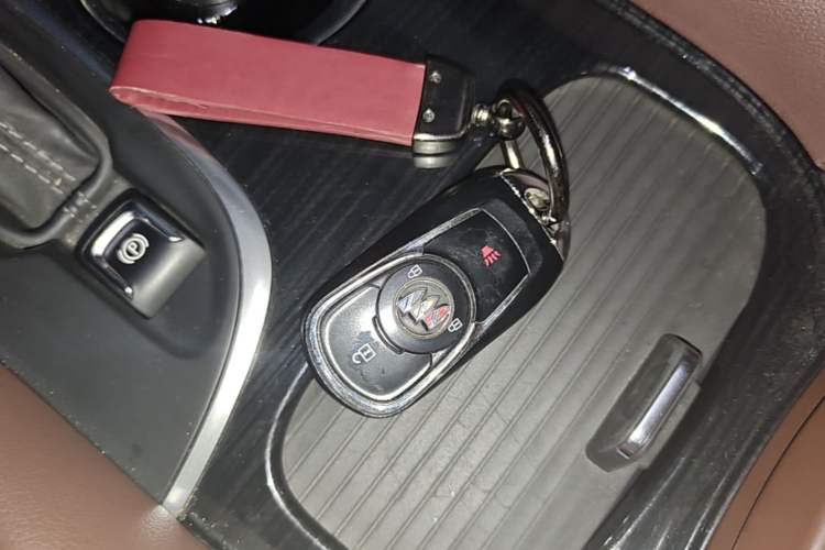 Used Buick Envision 2021 532T Two-Wheel-Drive Elite Version Vehicle Key