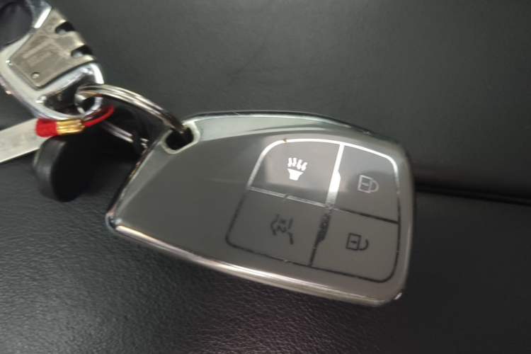 Used Buick Envision 2021 Encore Plus 652T Five-Seat Luxury Model Vehicle Key