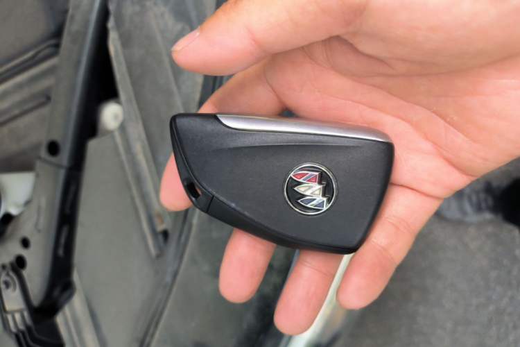 Used Buick Envision 2021 Encore Plus 652T Five-Seat Luxury Model Vehicle Key