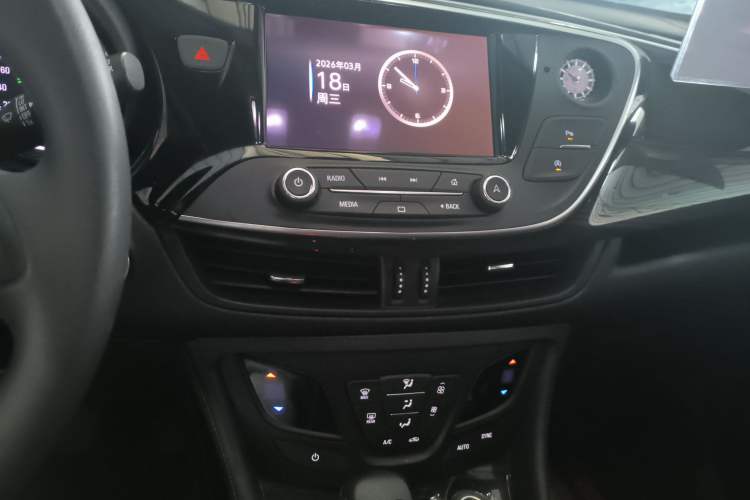 Used Buick Envision 2021 532T Two-Wheel-Drive Leading Version Audio And AC Panel