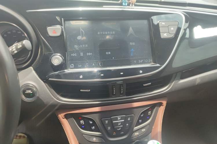 Used Buick Envision 2021 532T Two-Wheel-Drive Luxury Version Audio And AC Panel