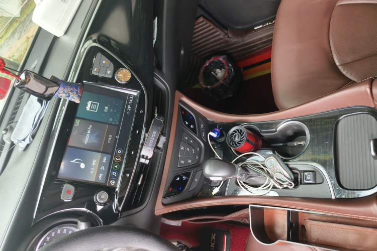 Used Buick Envision 2021 532T Two-Wheel-Drive Luxury Version Audio And AC Panel