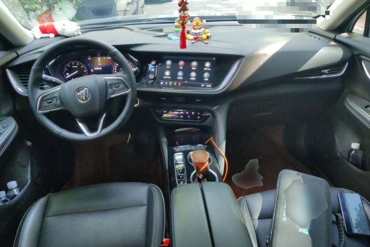 Used Buick Envision 2021 Encore Plus 652T Five-Seat All-Wheel-Drive Luxury Model Center Console