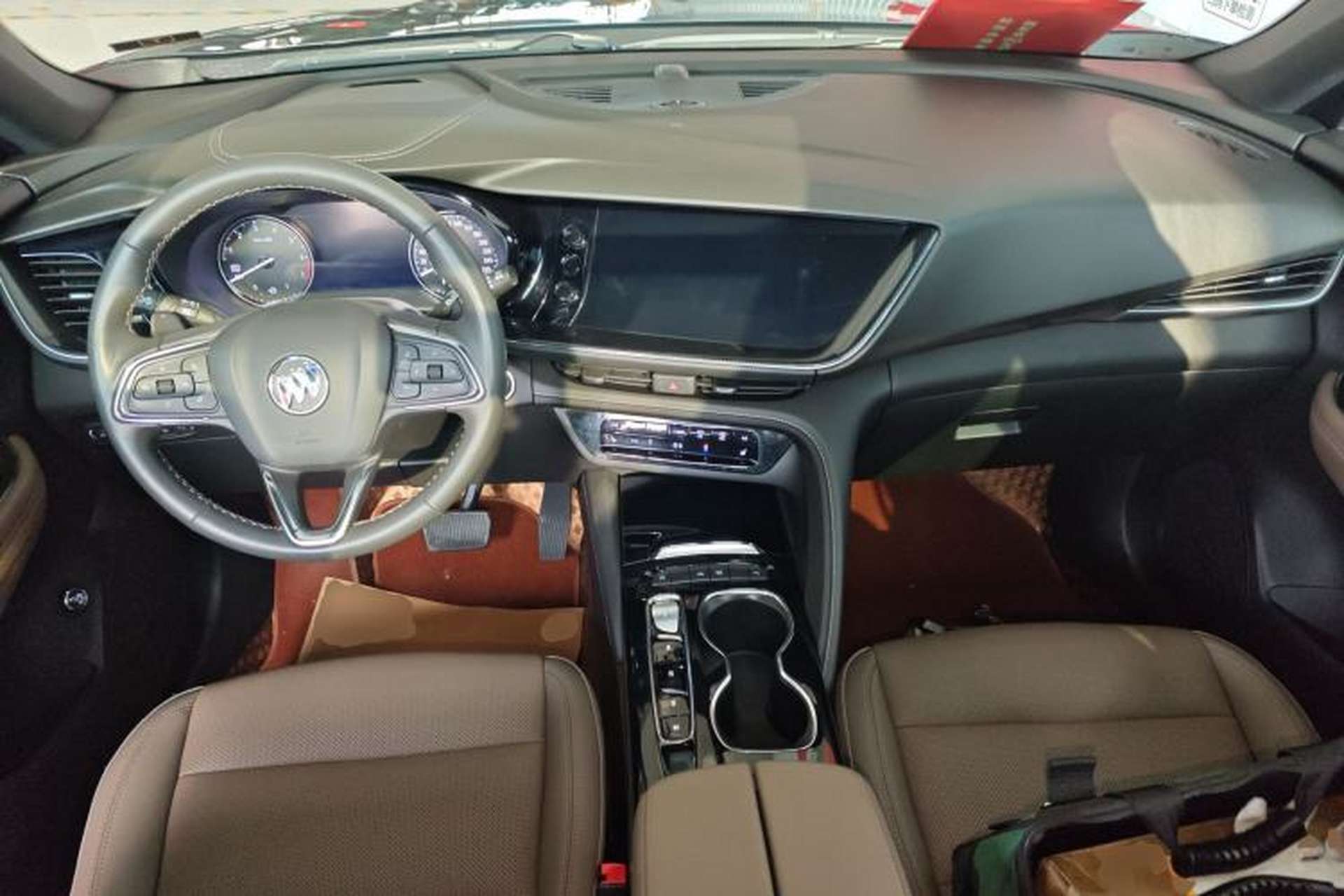 Used Buick Envision 2021 Encore Plus 652T Five-Seat Luxury Model Center Console