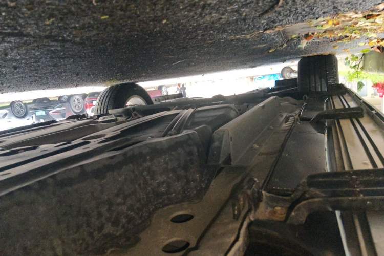 Used Buick Envision 2021 532T Two-Wheel-Drive Luxury Version Chassis Rear Left