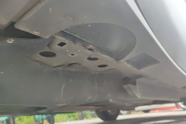 Used Buick Envision 2021 532T Two-Wheel-Drive Luxury Version Chassis Rear Right