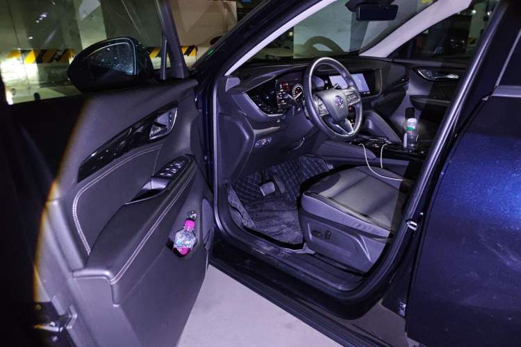 Used Buick Envision 2021 Encore Plus 652T Five-Seat All-Wheel-Drive Luxury Model Driver Seat