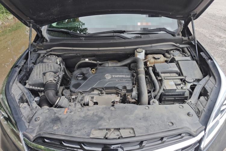 Used Buick Envision 2021 532T Two-Wheel-Drive Elite Version Engine Bay