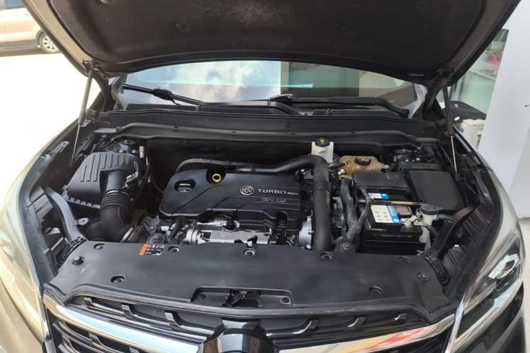 Used Buick Envision 2021 532T Two-Wheel-Drive Elite Version Engine Bay