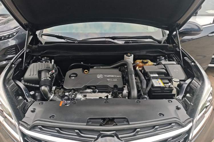 Used Buick Envision 2021 532T Two-Wheel-Drive Elite Version Engine Bay