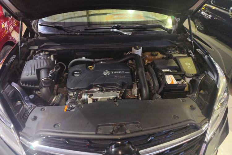 Used Buick Envision 2021 532T Two-Wheel-Drive Leading Version Engine Bay