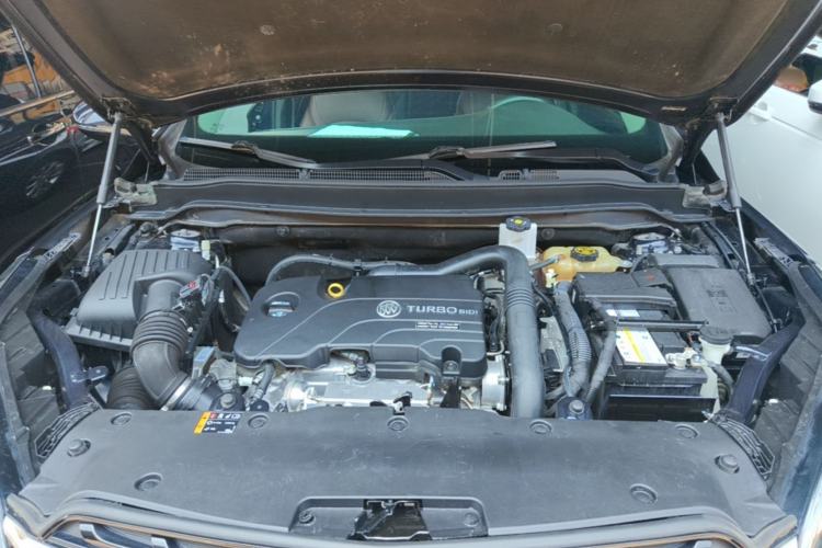 Used Buick Envision 2021 532T Two-Wheel-Drive Elite Version Engine Bay