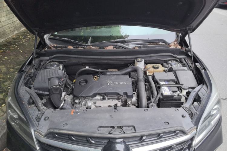 Used Buick Envision 2021 532T Two-Wheel-Drive Elite Version Engine Bay