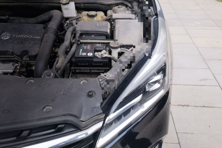 Used Buick Envision 2021 532T Two-Wheel-Drive Elite Version Engine Bay Left