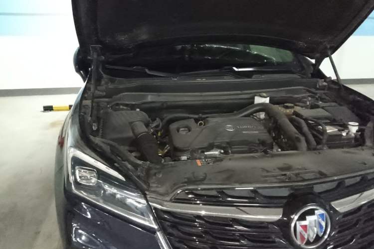 Used Buick Envision 2021 532T Two-Wheel-Drive Elite Version Engine Bay Right