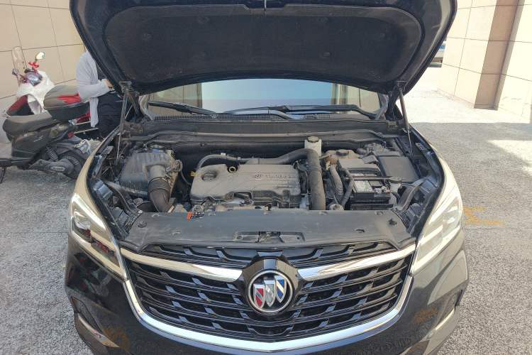 Used Buick Envision 2021 532T Two-Wheel-Drive Elite Version Engine Bay