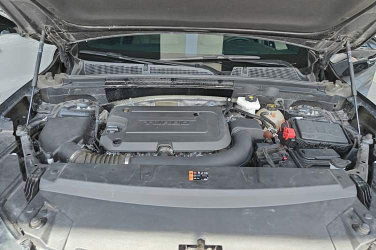 Used Buick Envision 2021 Encore Plus 652T Five-Seat Luxury Model Engine Bay