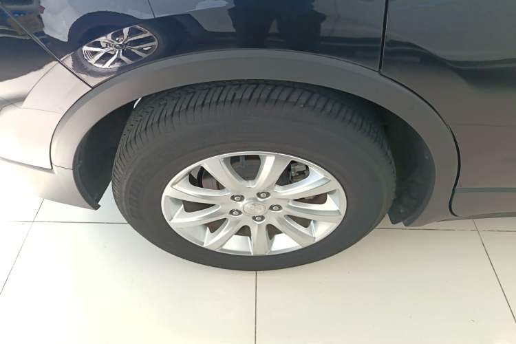 Used Buick Envision 2021 532T Two-Wheel-Drive Luxury Version Exterior 8