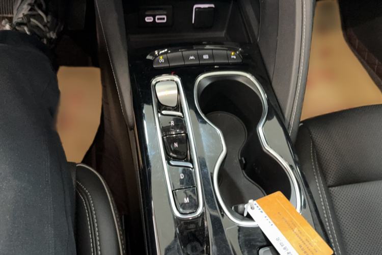 Used Buick Envision 2021 Encore Plus 652T Five-Seat Luxury Model Gear Lever