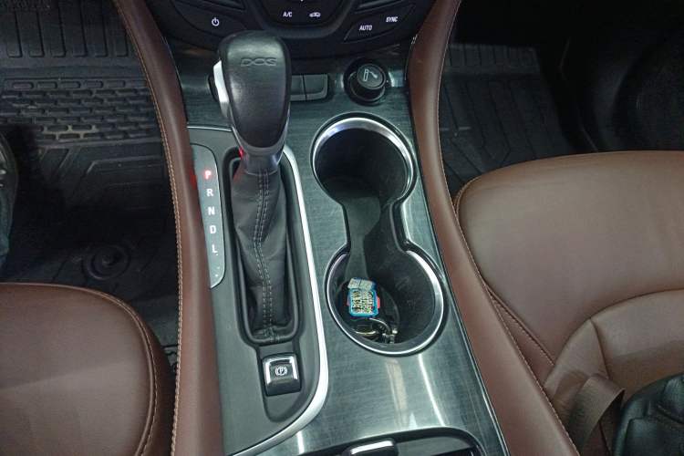Used Buick Envision 2021 532T Two-Wheel-Drive Elite Version Gear Lever