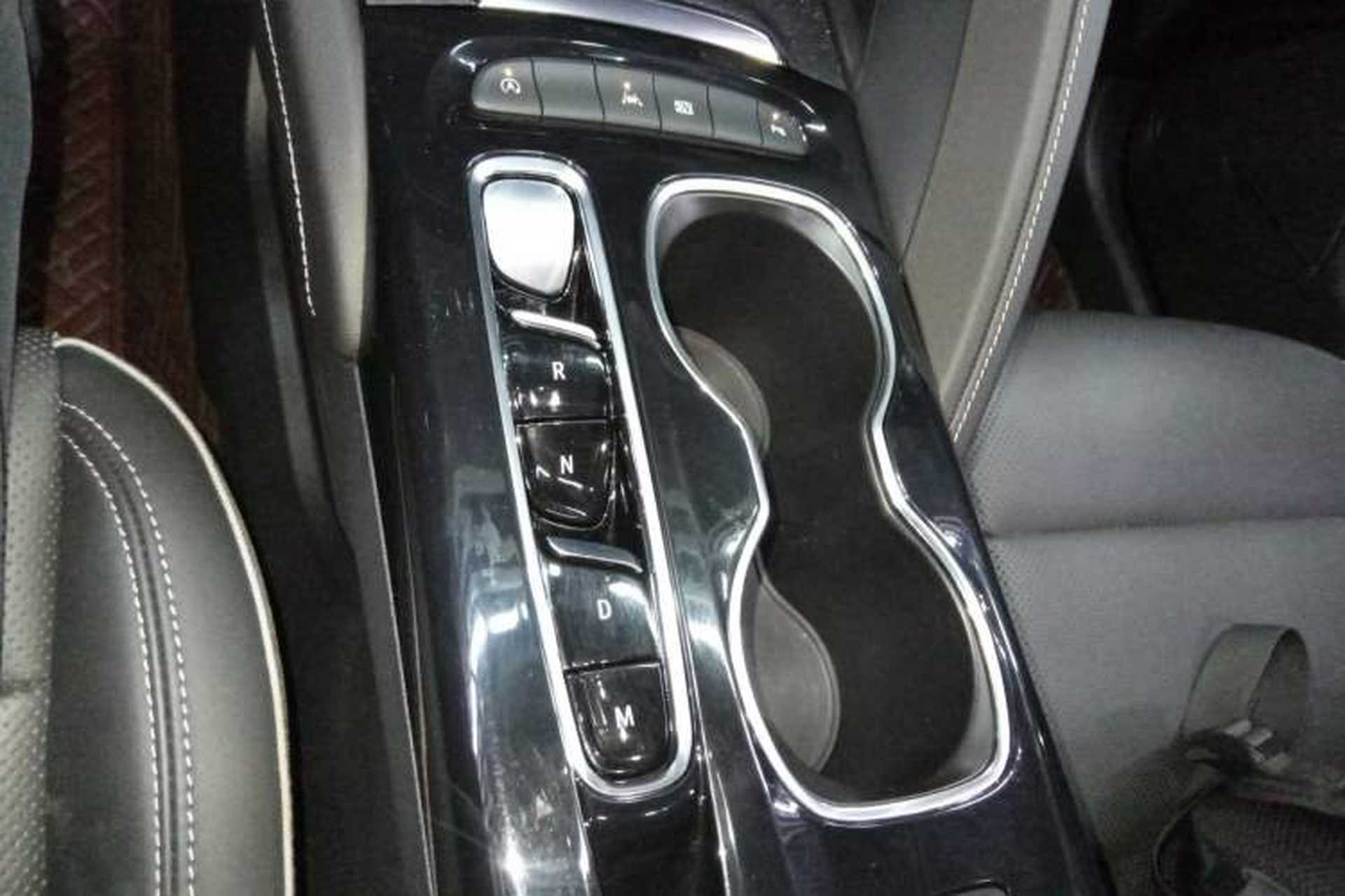 Used Buick Envision 2021 Encore Plus 652T Five-Seat Luxury Model Gear Lever