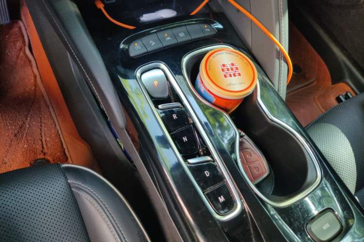 Used Buick Envision 2021 Encore Plus 652T Five-Seat All-Wheel-Drive Luxury Model Gear Lever