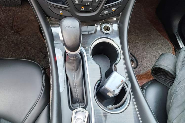 Used Buick Envision 2021 532T Two-Wheel-Drive Leading Version Gear Lever