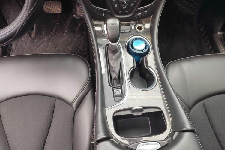 Used Buick Envision 2021 532T Two-Wheel-Drive Leading Version Gear Lever