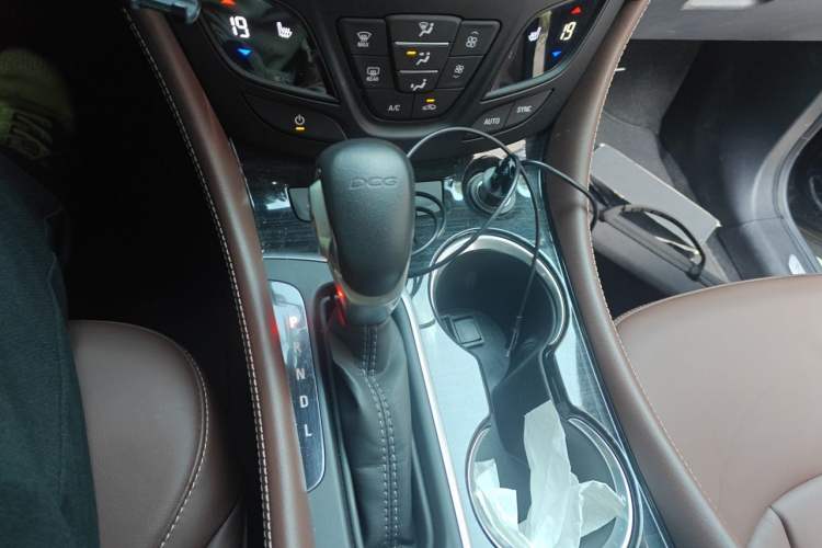 Used Buick Envision 2021 532T Two-Wheel-Drive Elite Version Gear Lever