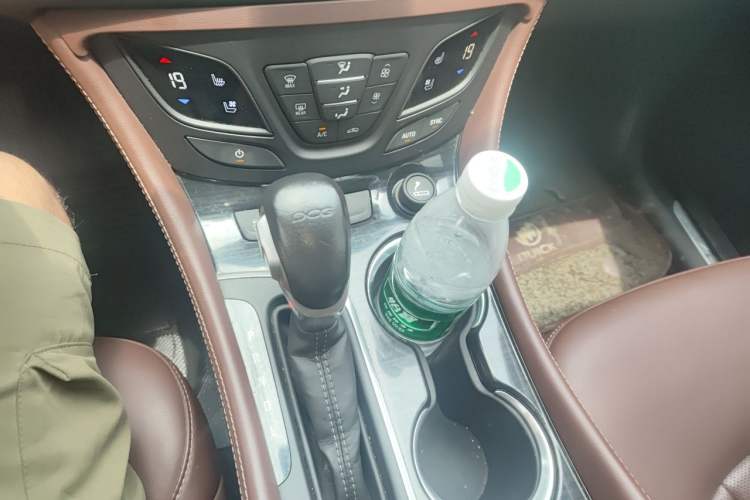 Used Buick Envision 2021 532T Two-Wheel-Drive Luxury Version Gear Lever