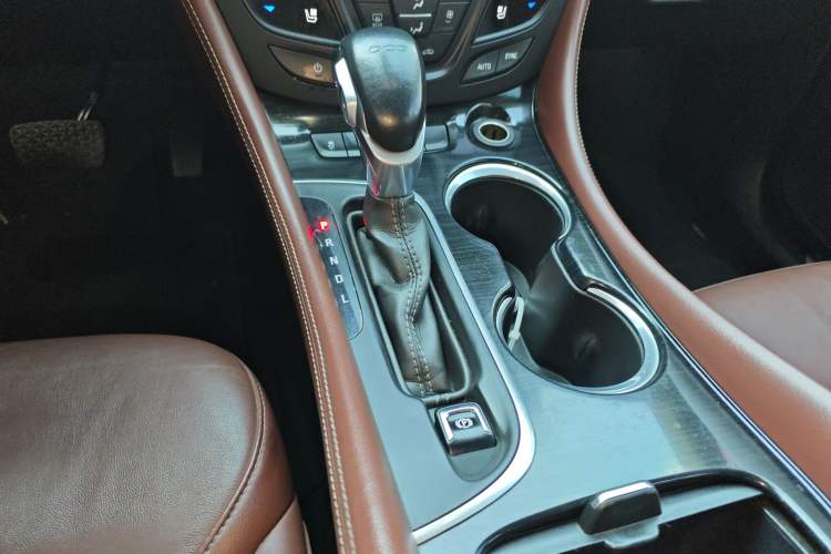 Used Buick Envision 2021 532T Two-Wheel-Drive Luxury Version Gear Lever