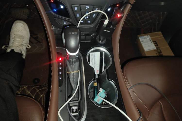Used Buick Envision 2021 532T Two-Wheel-Drive Elite Version Gear Lever