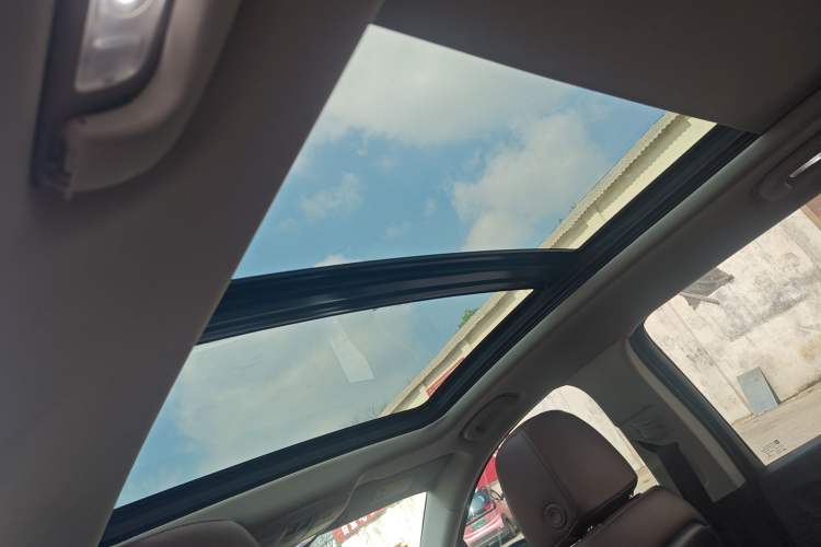 Used Buick Envision 2021 532T Two-Wheel-Drive Luxury Version Headliner