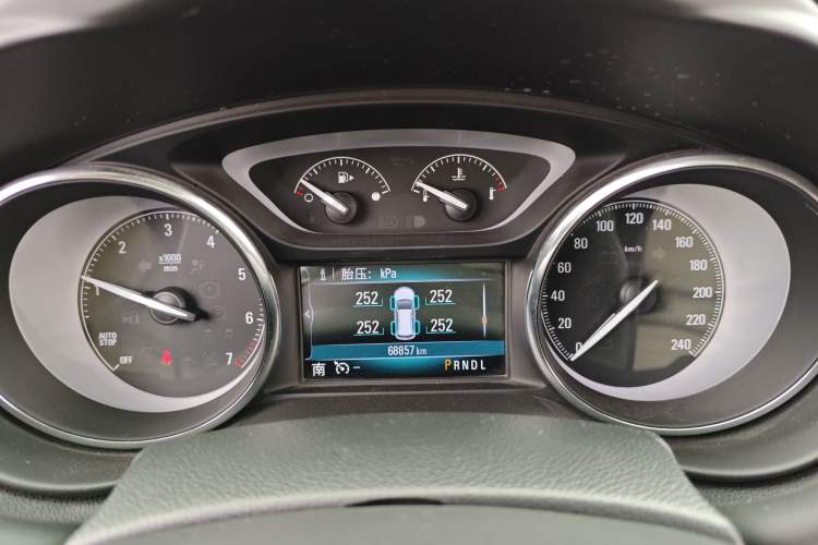 Used Buick Envision 2021 532T Two-Wheel-Drive Elite Version Instrument Cluster