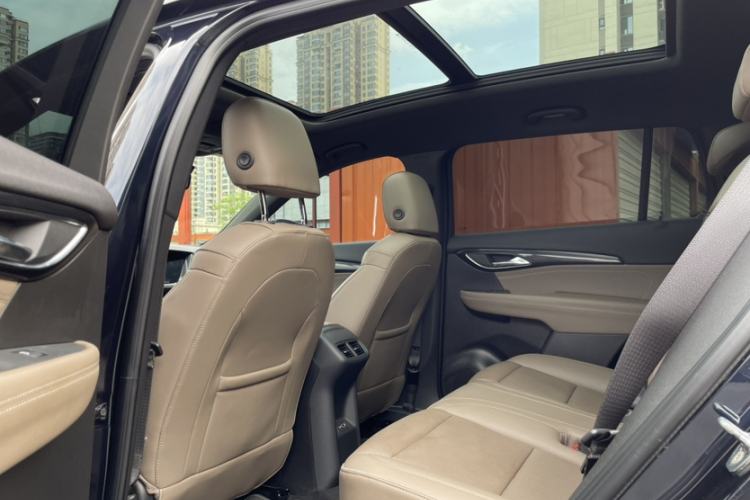 Used Buick Envision 2021 Encore Plus 652T Five-Seat Luxury Model Interior 1