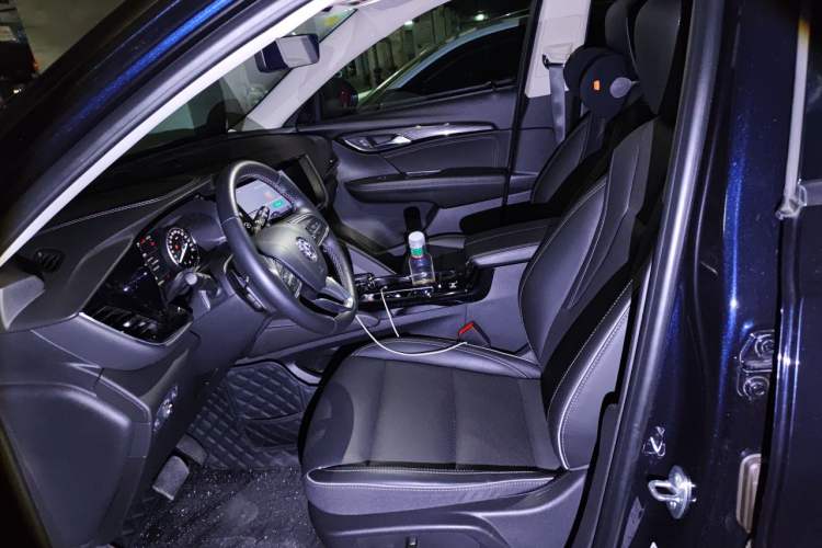 Used Buick Envision 2021 Encore Plus 652T Five-Seat All-Wheel-Drive Luxury Model Left Front Seat