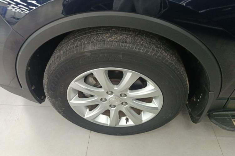 Used Buick Envision 2021 532T Two-Wheel-Drive Elite Version Left Front Wheel Hub
